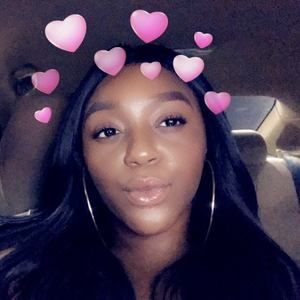 Meet your Posher, Tia